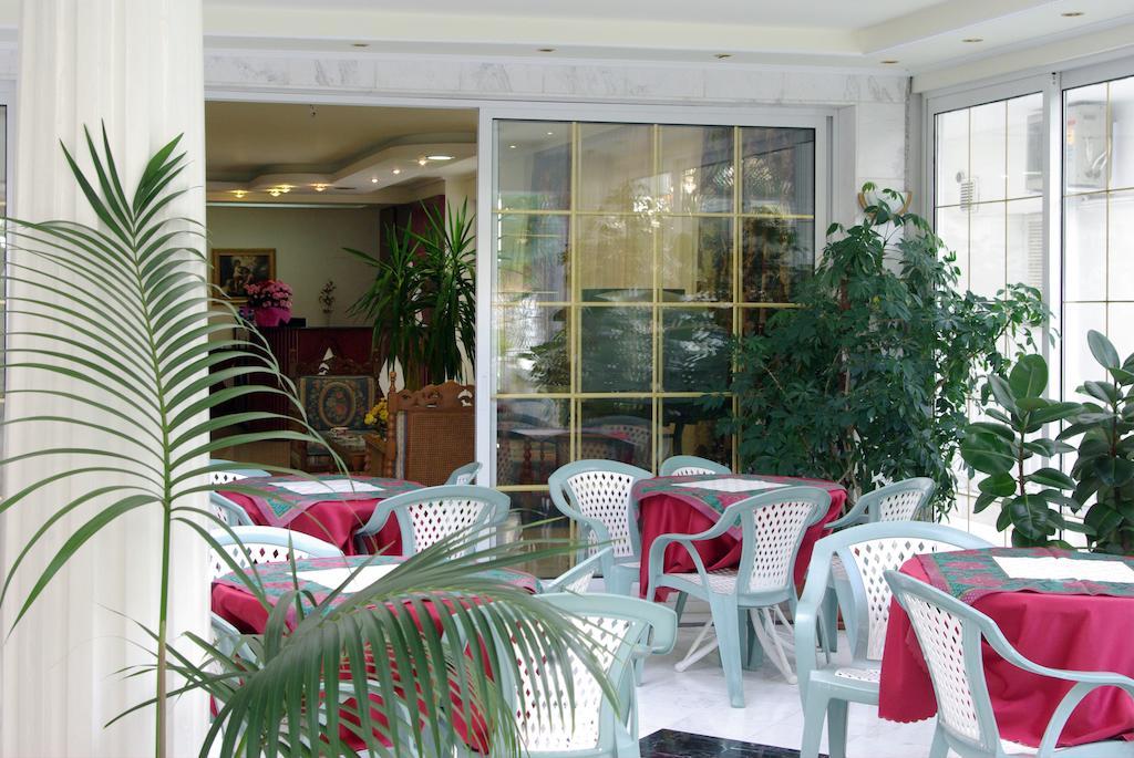 Hotel Chronis Paralia Katerinis Luaran gambar