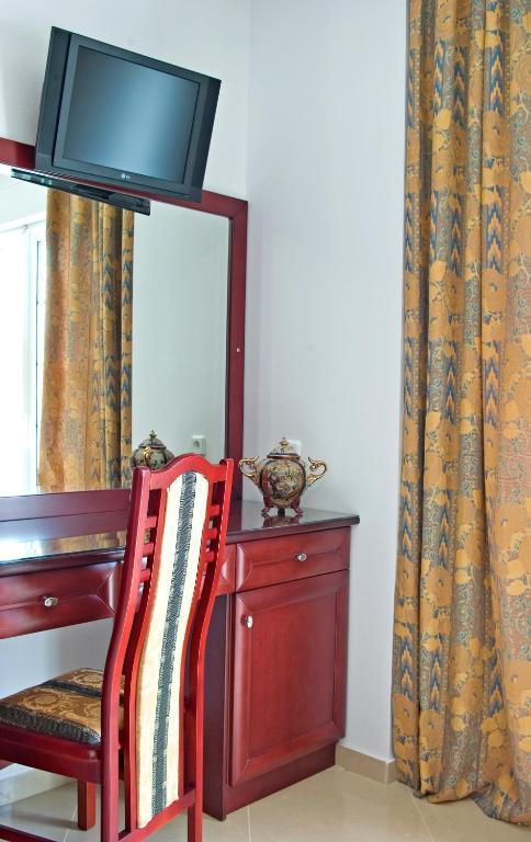 Hotel Chronis Paralia Katerinis Bilik gambar